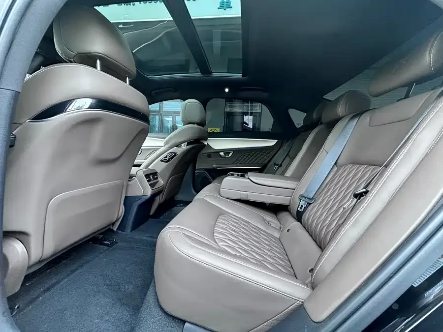 BYD Second-hand Han 2023 DM-i Champion Edition 121KM Prestige Edition 2023 — миниатюра 2