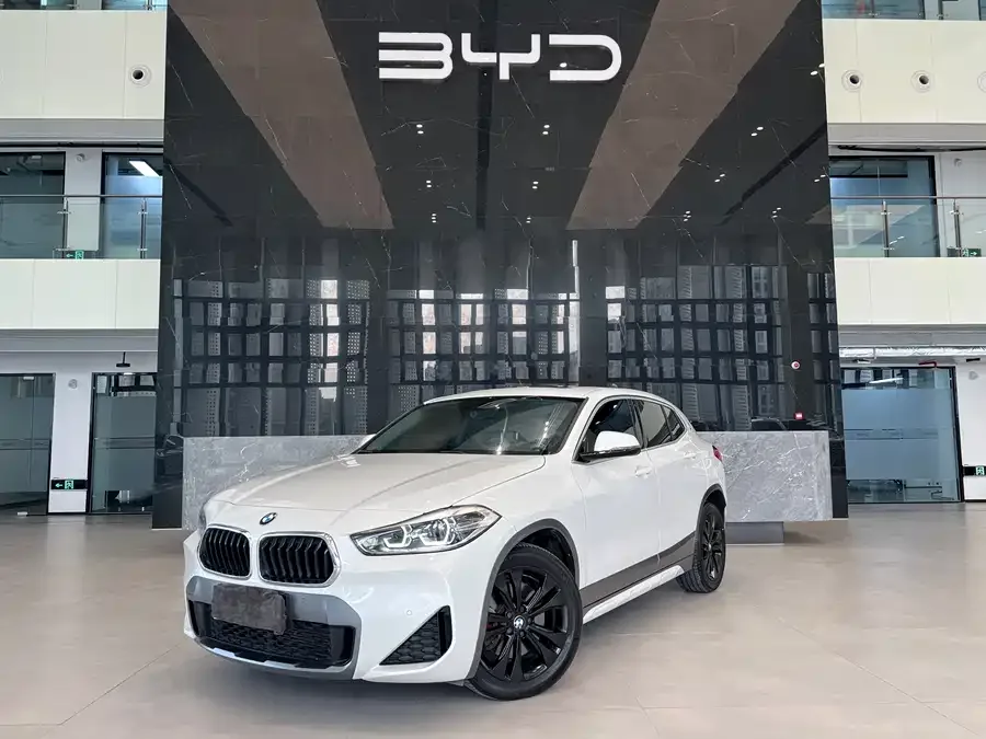BMW X2 2021 facelift sDrive25i M off-road package 2022 — фото 1, купить с доставкой в Москву