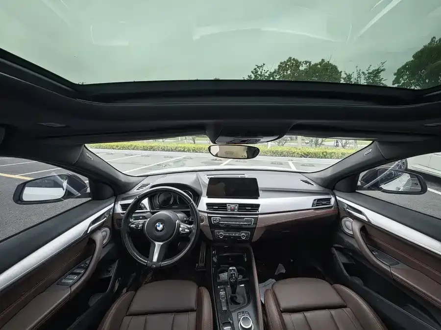 BMW X2 2022 sDrive25i M Sport Package 2022 — миниатюра 4