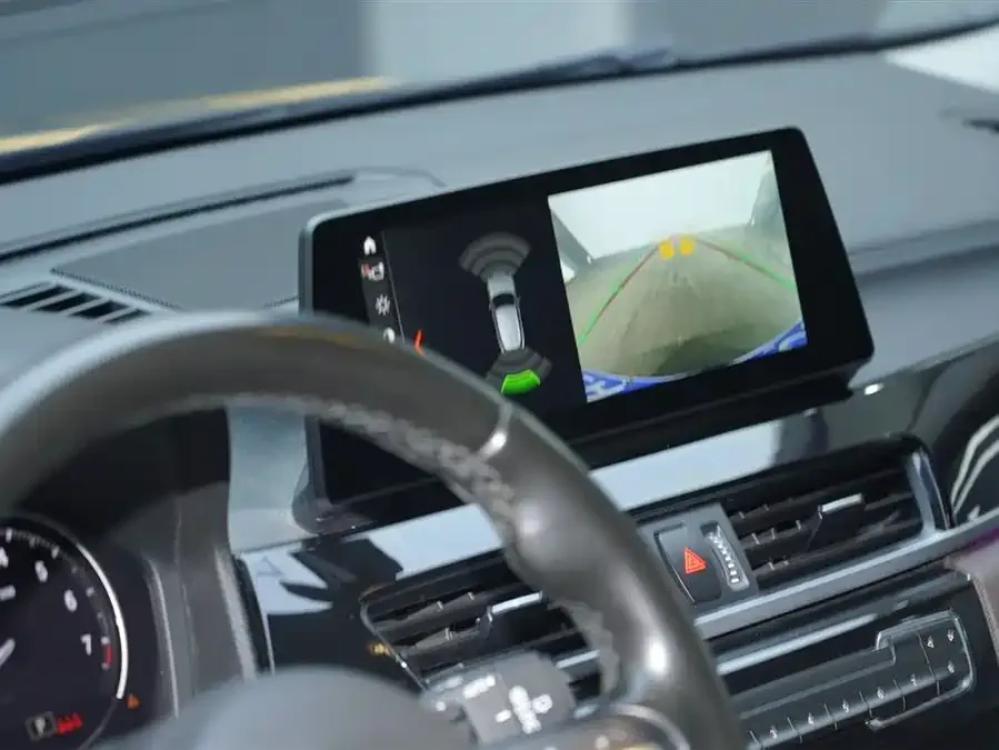 BMW X2 2021 sDrive25i M Sport Package 2022 — миниатюра 5