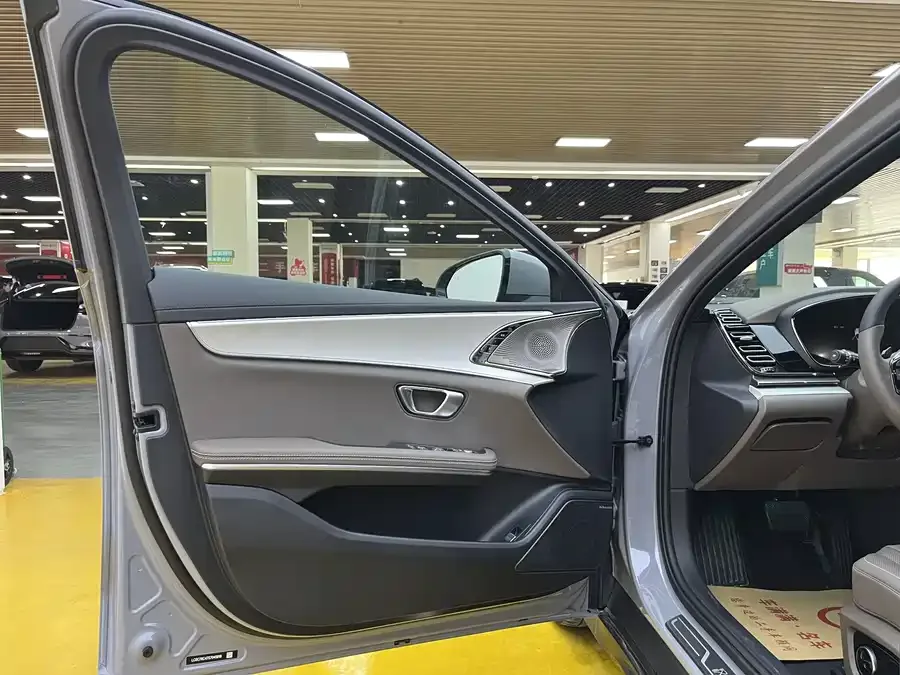 BYD Second-hand Han 2025 DM-i 125KM LiDAR Intelligent Driving Model 2025 — миниатюра 2