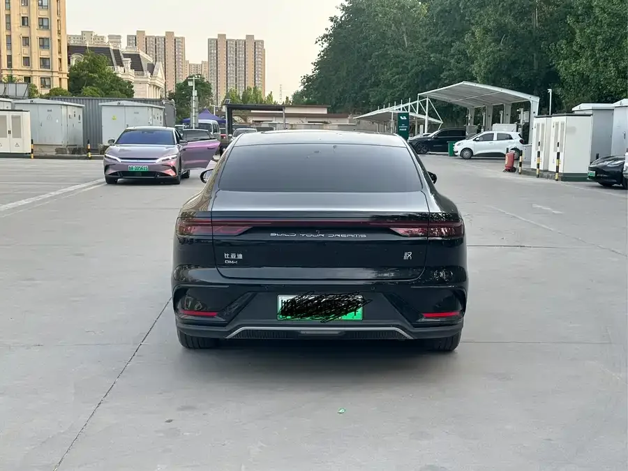 BYD Second-hand Han 2025 DM-i 125KM Elite 2024 — миниатюра 4