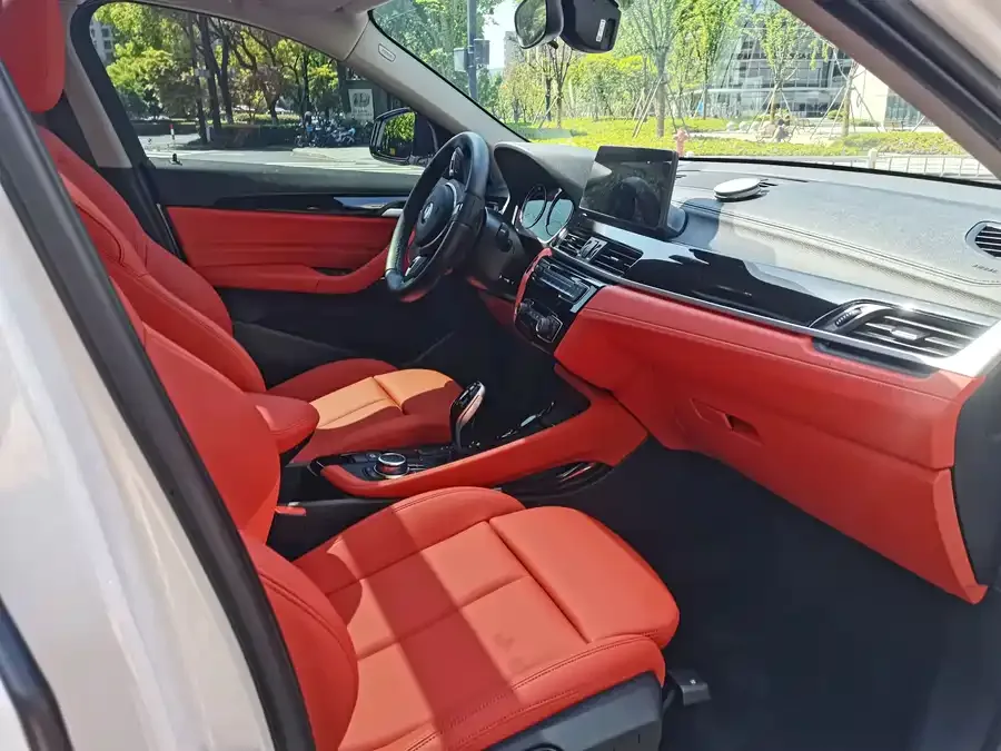 BMW X2 2022 sDrive25i M Sport Package 2022 — миниатюра 5