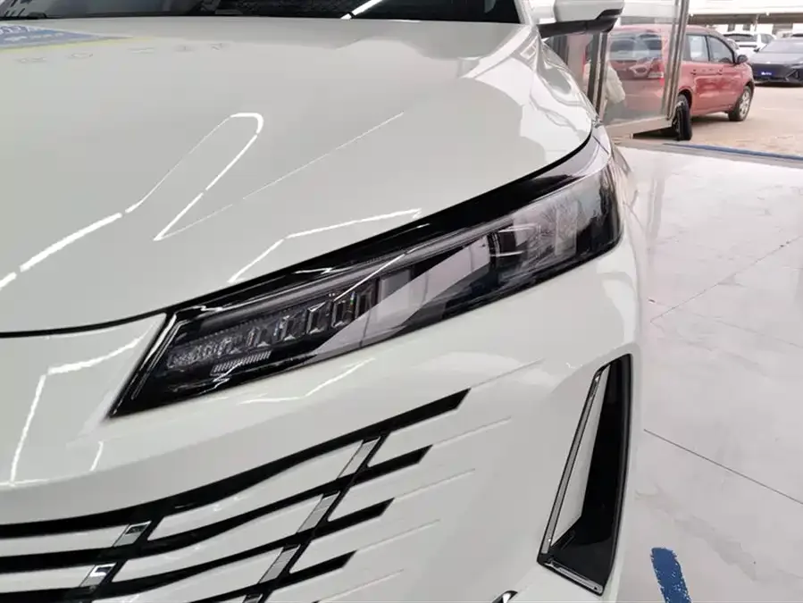 Changan Yidong Eado 2024 1.5T GDI Automatic Premium Edition 2024 — миниатюра 2