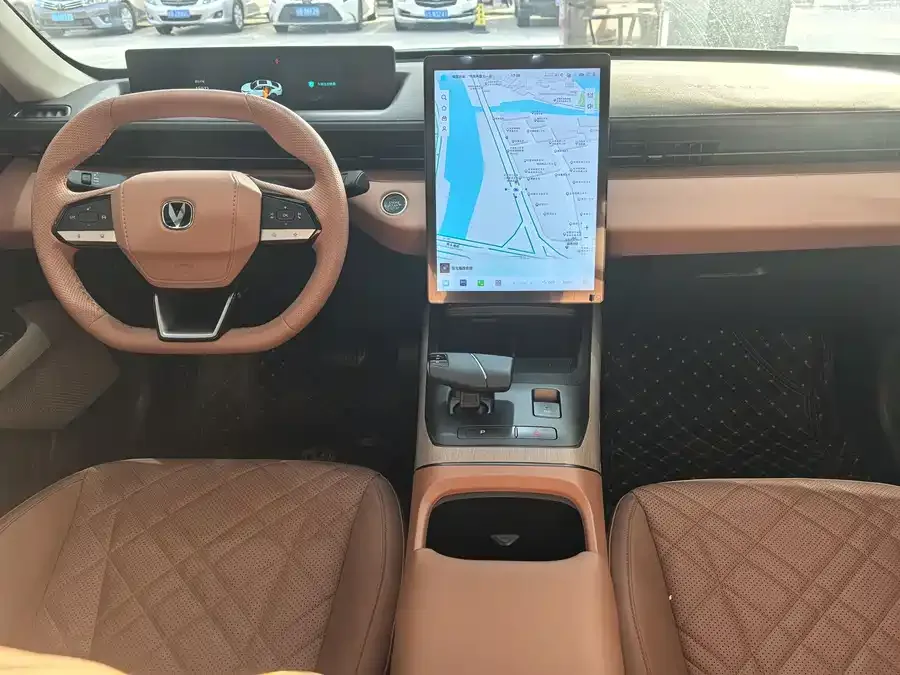 Changan Yidong 2024 Eado 1.5T GDI Automatic Flagship Model 2025 — миниатюра 2