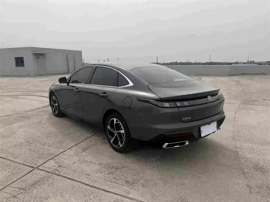 Changan Yidong Changan Eado 2026 Fourth Generation 1.5T 500Bar Enjoyment Edition 2025 — миниатюра 3