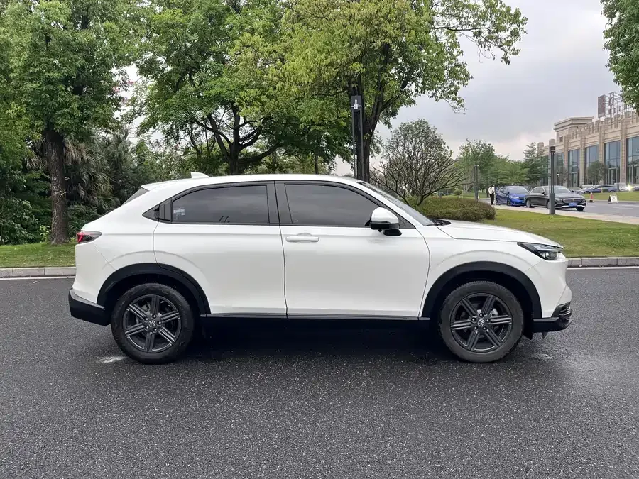 Honda WR-V 2023 1.5L CVT Hot Edition 2023 — миниатюра 4