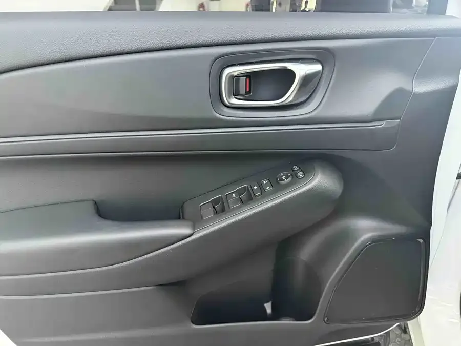 Honda WR-V 2023 1.5L CVT Hot Edition 2023 — миниатюра 5