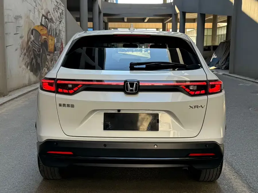 Honda WR-V 2023 1.5L CVT Hot Edition 2024 — миниатюра 2