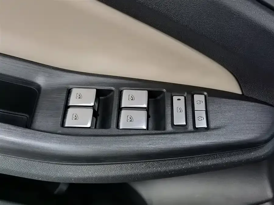 Changan CS55 Plus Changan CS55PLUS 2022 Second Generation 1.5T DCT Premium Edition 2023 — миниатюра 3
