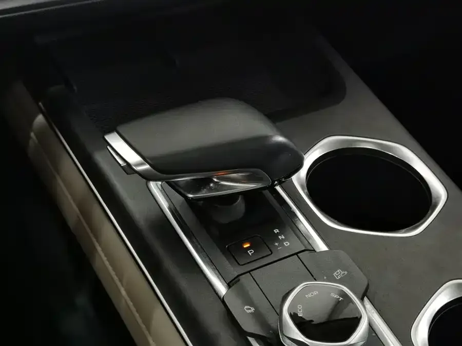 Changan CS55 Plus Changan CS55PLUS 2022 Second Generation 1.5T DCT Premium Edition 2023 — миниатюра 4