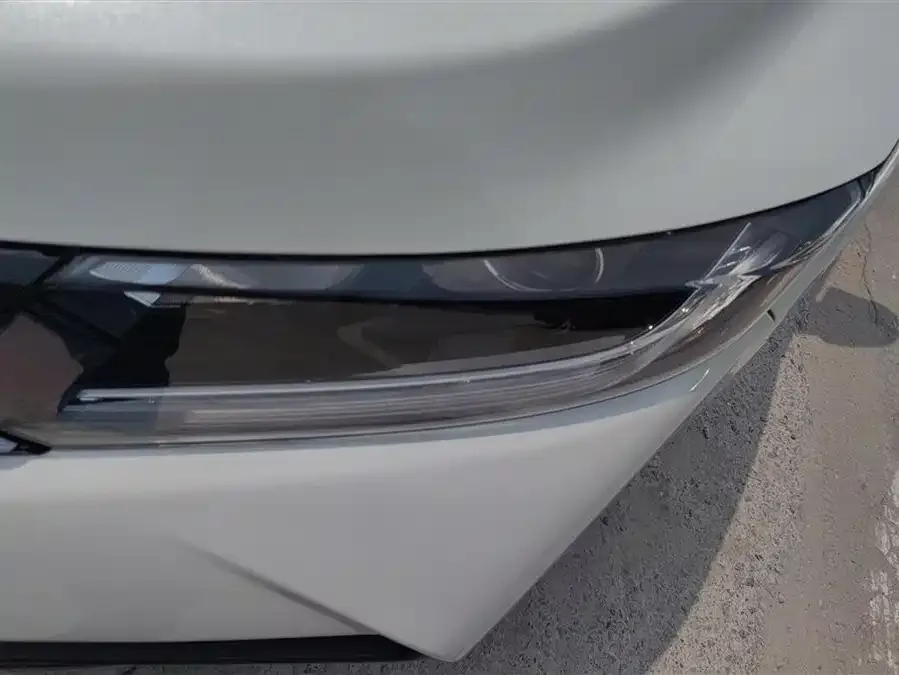 Honda WR-V 2021 1.5L CVT Comfort Edition 2022 — миниатюра 2