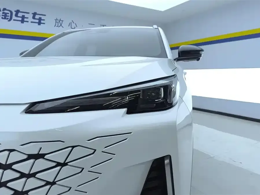 Changan CS55 Plus Changan CS55PLUS 2024 third generation 1.5T DCT premium model 2023 — миниатюра 2