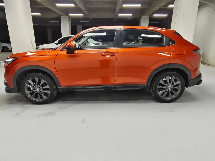 Honda WR-V 2023 1.5L CVT Love Edition 2022 — миниатюра 2
