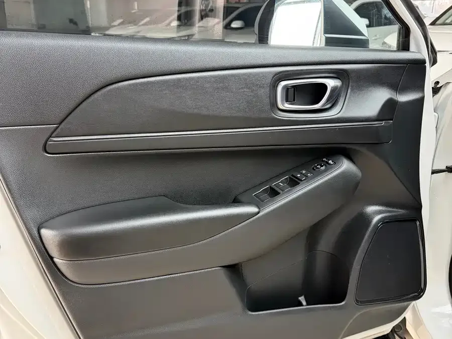 Honda WR-V 2023 1.5L CVT Hot Edition 2023 — миниатюра 2