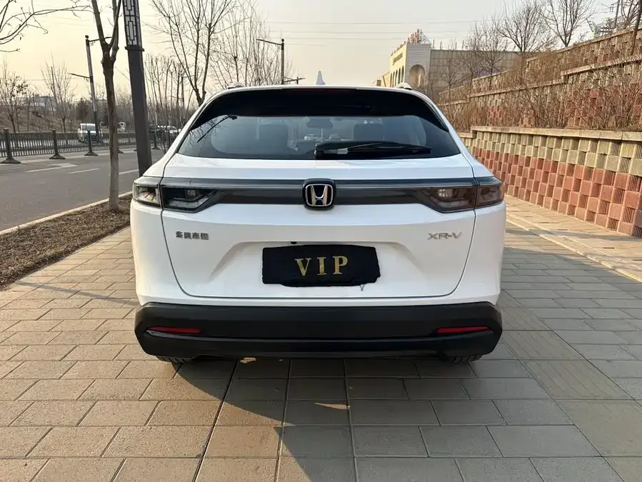 Honda WR-V 2023 1.5L CVT Heat Wave Edition 2023 — миниатюра 2