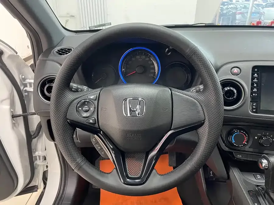 Honda WR-V 2022 1.5L CVT Obsidian Edition 2022 — миниатюра 5