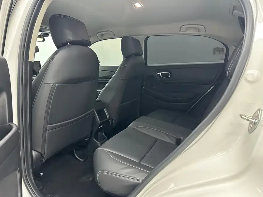 Honda WR-V 2023 1.5L CVT Hot Edition 2022 — миниатюра 2