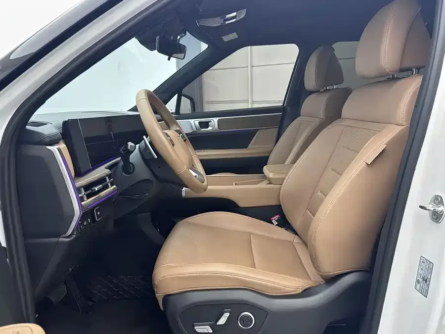 Hyundai SantaFe Santa Fe 2024 2.0T Explorer Pro 2024 — миниатюра 2