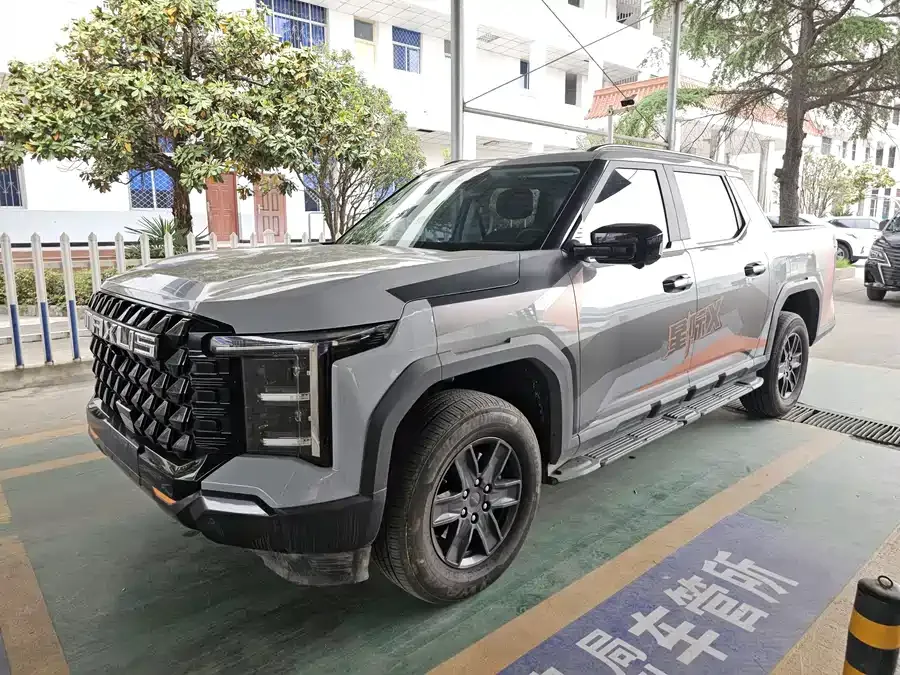 Maxus StarCraft X Interstellar X 2025 2.5T Deluxe Edition 2025 — фото 1, купить с доставкой в Москву