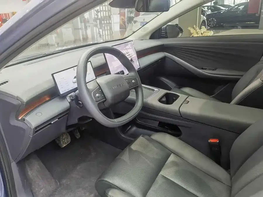 Nissan N6 Nissan N6 2026 180 Max 2025 — миниатюра 3