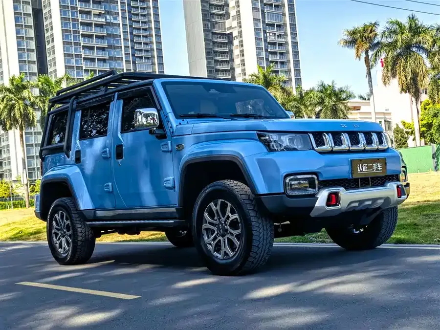BAIC BJ40 Beijing Off-road BJ40 2023 2.0T Automatic 4WD City Hunter Edition Knight Edition 2023 — миниатюра 3