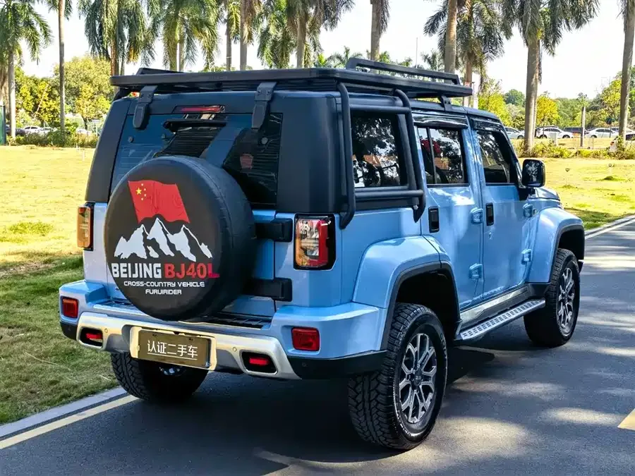 BAIC BJ40 Beijing Off-road BJ40 2023 2.0T Automatic 4WD City Hunter Edition Knight Edition 2023 — миниатюра 4