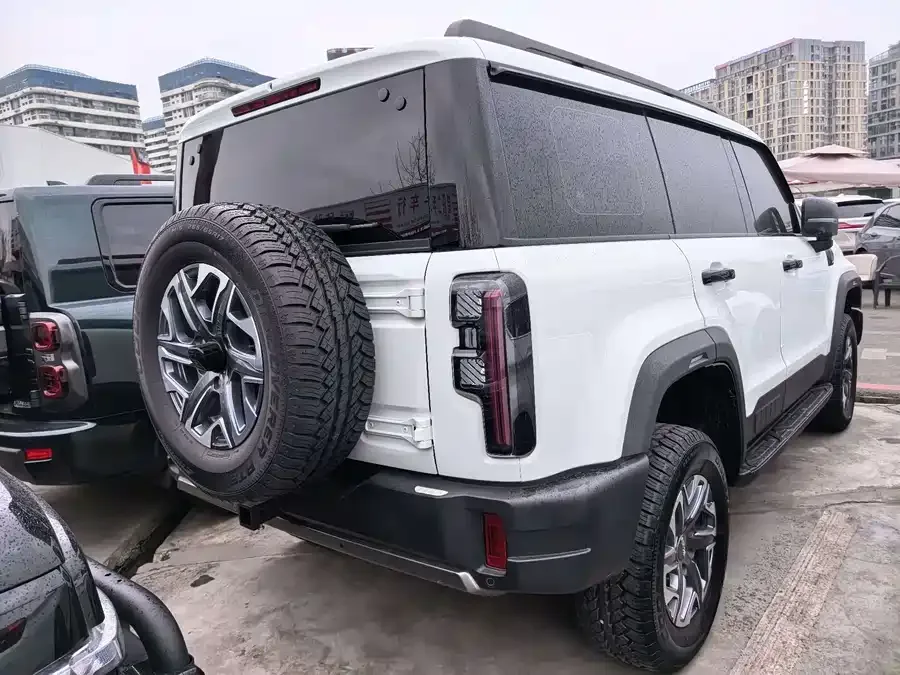 BAIC BJ40 Beijing BJ40 2026 2.0D Diesel Version 2025 — миниатюра 2