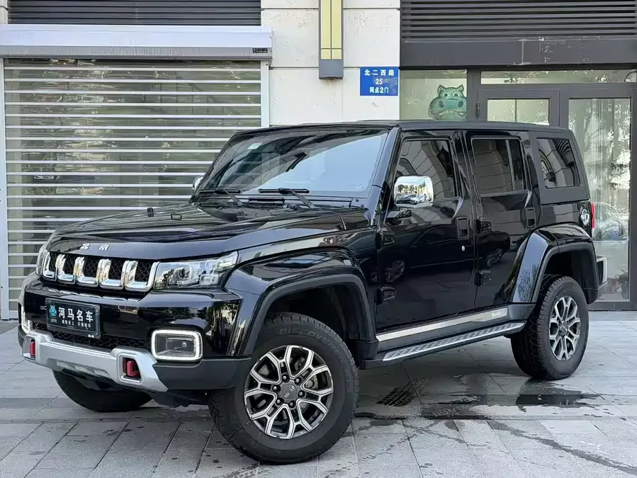 BAIC BJ40 Beijing Off-road BJ40 2024 2.0T City Hunter Glory Edition 2025 — миниатюра 3