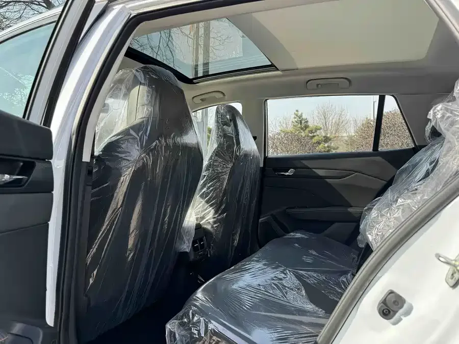 Dongfeng Yixuan GS Yixuan GS 2025 Mach Edition 1.5L Automatic Star Edition 2026 — миниатюра 3