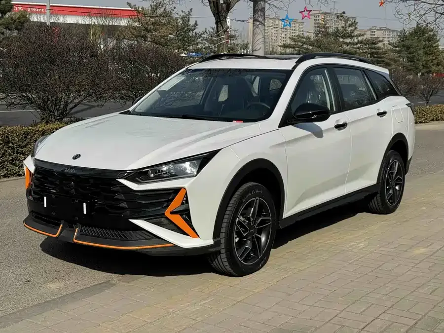 Dongfeng Yixuan GS Yixuan GS 2025 Mach Edition 1.5L Automatic Star Edition 2026 — фото 1, купить с доставкой в Москву