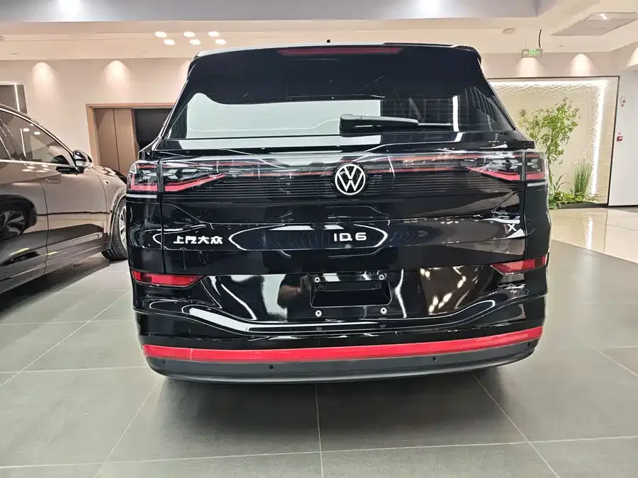 Volkswagen ID.6 X ID.6 X 2023 Upgraded Extreme Smart Long-Range Edition 2024 — миниатюра 2