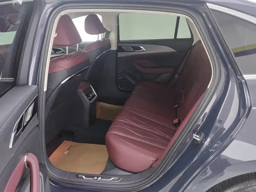 Hongqi H5 Hongqi H5 2023 2.0T Automatic Intelligent Connection Flagship Edition 2023 — миниатюра 5
