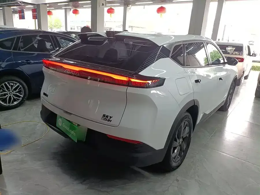 Dongfeng SKY EV01 SKY EV01 2023 model 445km PRO 2024 — миниатюра 2