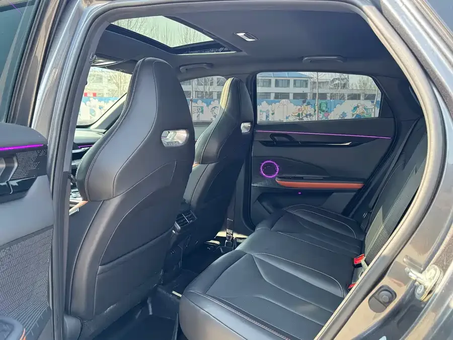 Changan UNI-V Changan UNI-V 2023 1.5T exclusive model 2023 — миниатюра 3