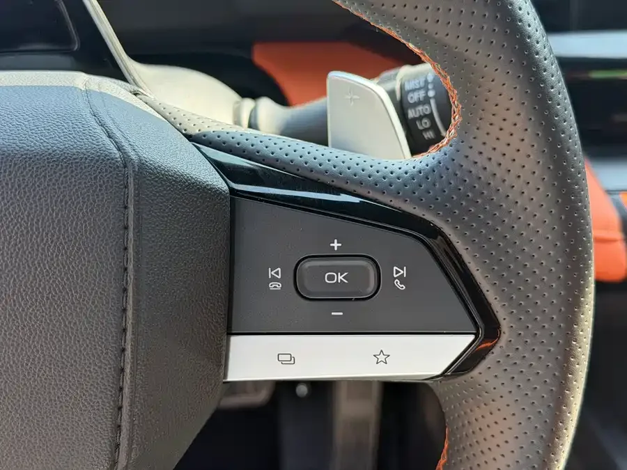 Changan UNI-V Changan UNI-V 2023 1.5T Sports Edition 2023 — миниатюра 5