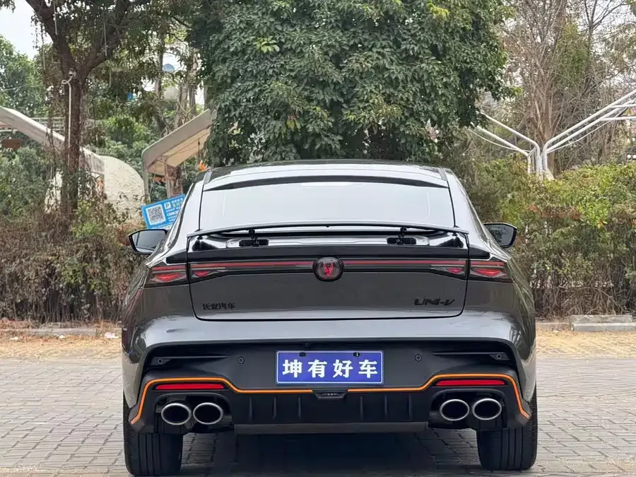 Changan UNI-V Changan UNI-V 2025 third-generation 2.0T JinQing model 2025 — миниатюра 2