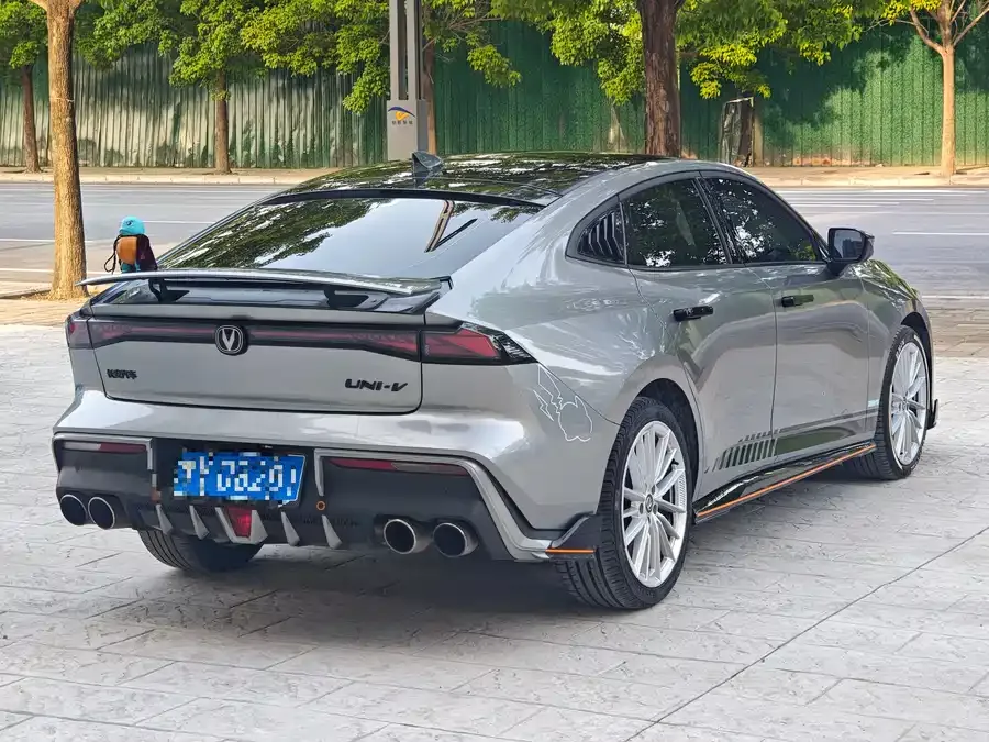 Changan UNI-V Changan UNI-V 2023 2.0T Speed Edition 2023 — миниатюра 3
