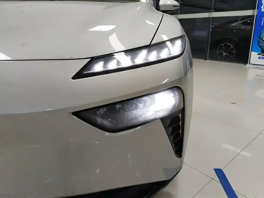 Dongfeng e007 e007 2024 pure electric 530 Ruyi version 2025 — миниатюра 2