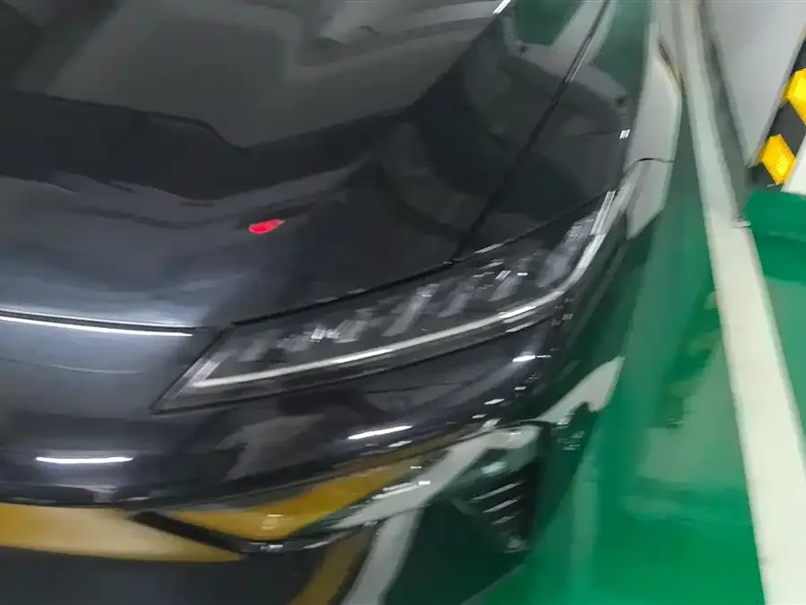 Dongfeng e007 e007 2024 pure electric 530 Ruyi version 2024 — миниатюра 2
