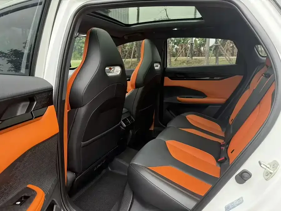 Changan UNI-V Changan UNI-V 2024 2.0T High Energy Edition 2024 — миниатюра 2