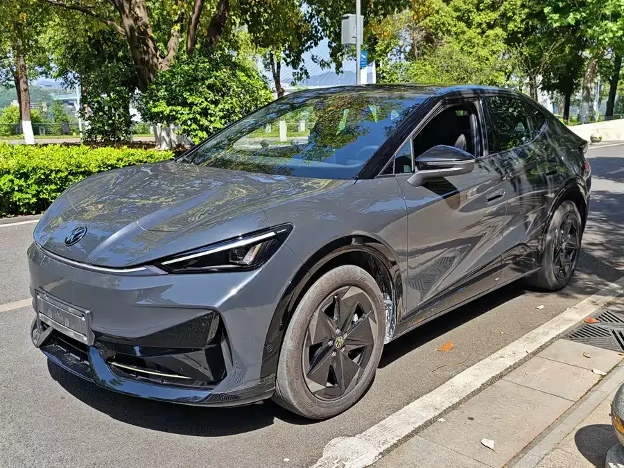 Volkswagen ID. UNYX 06 2025 Pro 2025 — фото 1, купить с доставкой в Москву