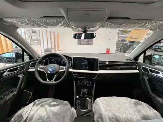 Volkswagen Tiguan L New Energy Tiguan L New Energy 2023 430PHEV Plug-in Hybrid Premium Edition 2025 — миниатюра 5