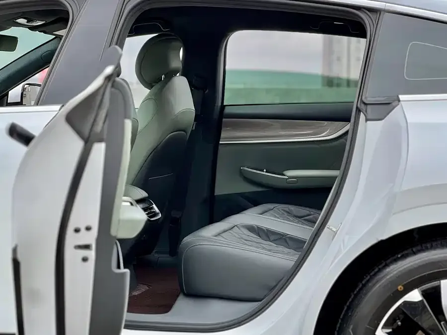 Changan A07 2023 pure electric 515 Pro 2023 — миниатюра 5