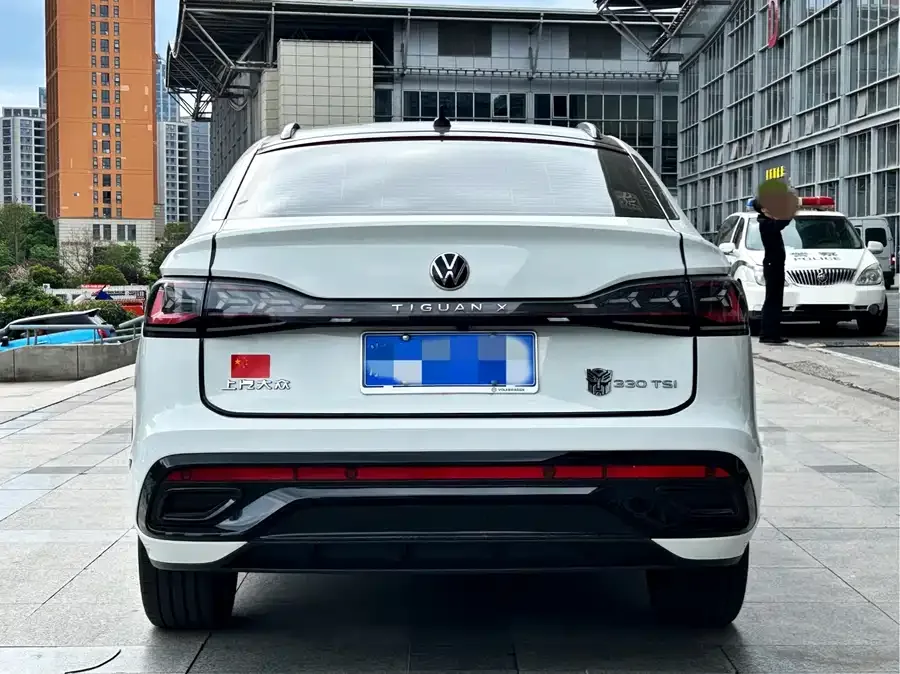 Volkswagen Tiguan X Tiguan X 2023 330TSI two-wheel drive flagship version 2024 — миниатюра 2