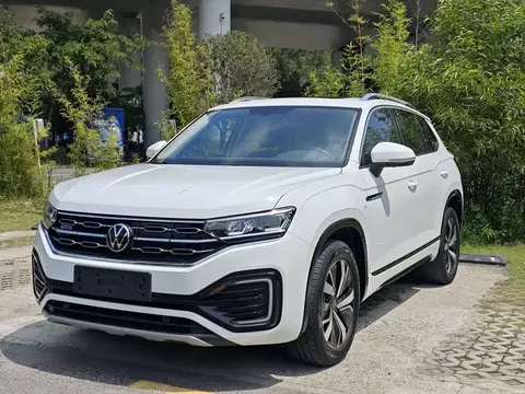 Volkswagen Tayron GTE plug-in hybrid 2023 купить в Москве