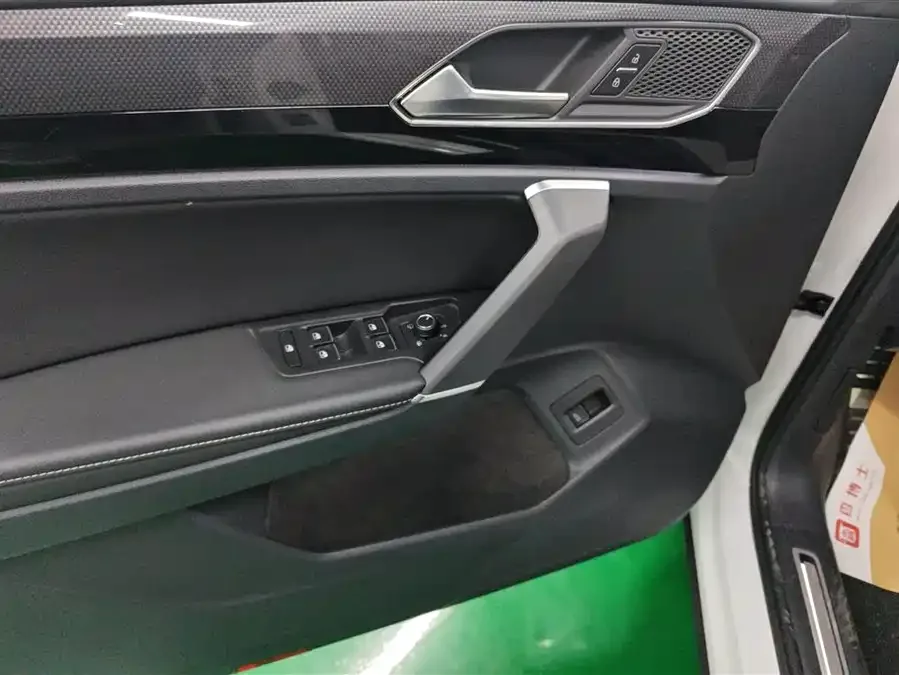 Volkswagen Tayron X Tanyue X 2020 330TSI 2WD Premium Intelligent Edition 2022 — миниатюра 4
