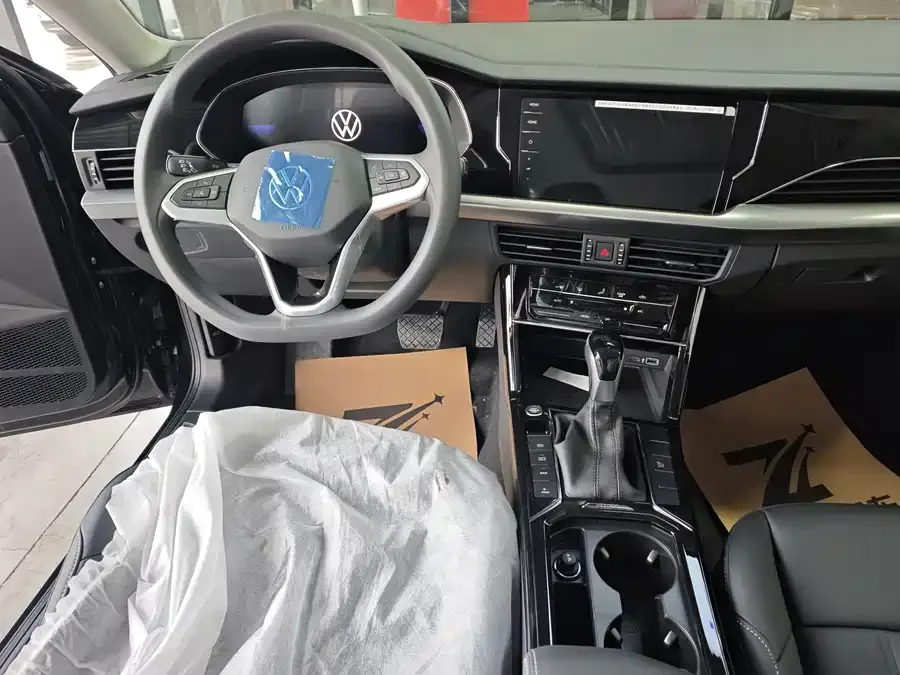 Volkswagen Passat New Energy Passat New Energy 2025 430PHEV Hybrid Business Edition 2025 — миниатюра 4