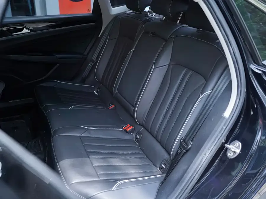 Volkswagen Passat New Energy Passat New Energy 2022 430PHEV Hybrid Luxury Edition 2023 — миниатюра 4