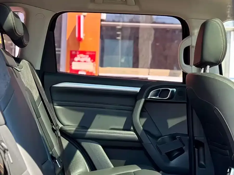 Haval Big dog Haval Big Dog 2022 2.0T DCT 4WD Roaring Sky Dog Hunting Edition 2022 — миниатюра 2